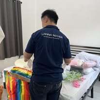 ทีมงานขนย้าย Lanna Mover